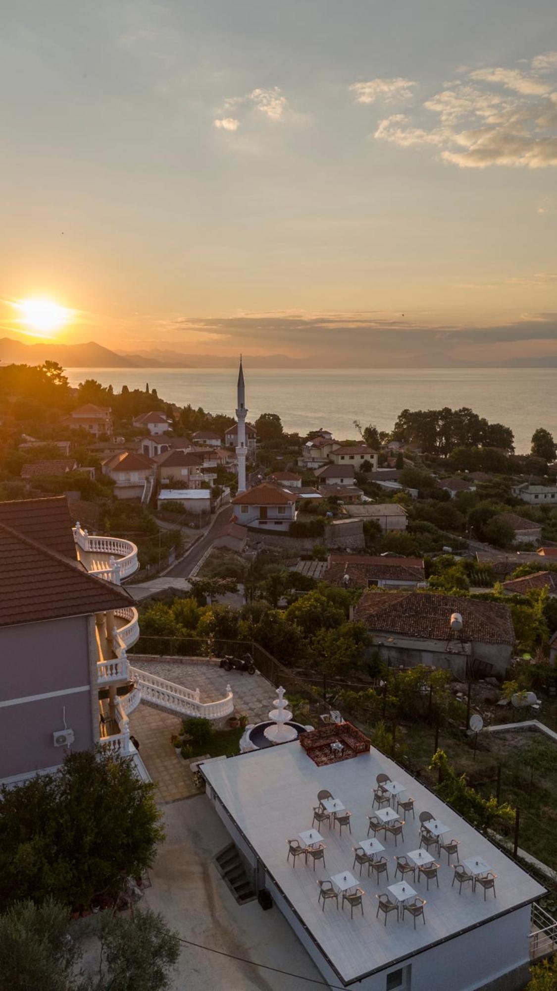 Vila Sela Shkodër Екстериор снимка